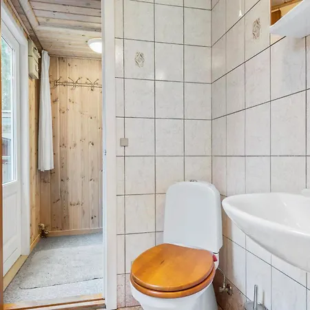 Dom wakacyjny 3 Bedroom Lovely In Ans By *